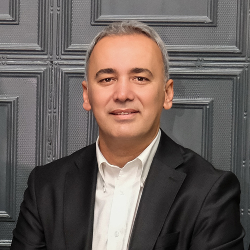 Güven Karaöz